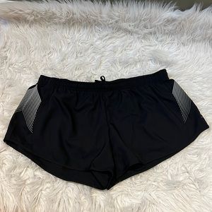 NWT Oiselle OG Distance Shorts